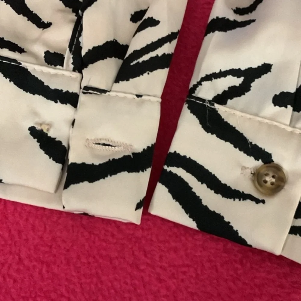 3/$20✨Moa Moa Zebra Animal Print Dress Blouse Top - Picture 3 of 6